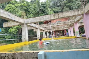 Sinilou Kibambangan Water Park image
