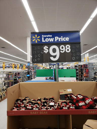 Discount Store «Walmart», reviews and photos, 250 Hartford Ave, Bellingham, MA 02019, USA