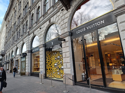 Louis Vuitton Helsinki Store - Leather goods store in Helsinki