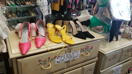 Thrift Store «Bnai Tzedukah Thrift Store», reviews and photos, 203 Sheridan Blvd, Inwood, NY 11096, USA