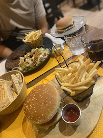 Plats et boissons du Restaurant halal L’idéal restaurant fast food à Jonquières - n°2