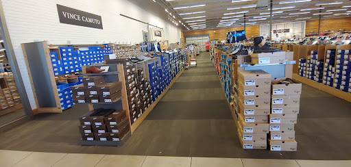 Shopping Mall «Villaggio Shopping Center», reviews and photos, 7959 N Blackstone Ave, Fresno, CA 93720, USA