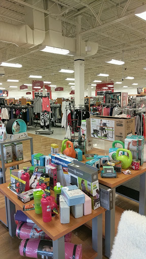 Department Store «T.J. Maxx», reviews and photos, 903 St George Ave, Woodbridge, NJ 07095, USA