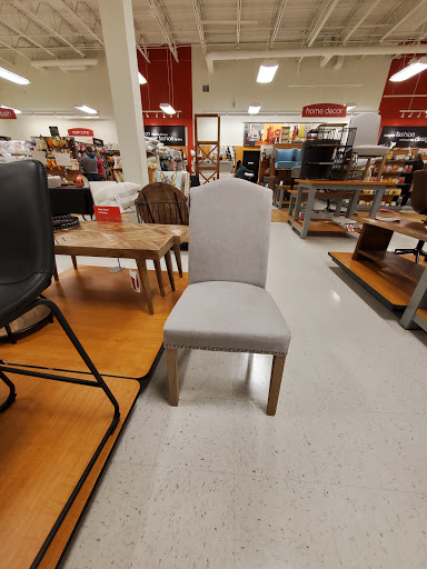 Department Store «T.J. Maxx», reviews and photos, 1300 Shingle Creek Xing, Brooklyn Center, MN 55430, USA