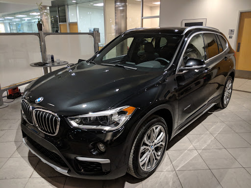 BMW Dealer «BMW of Milwaukee North», reviews and photos, 5990 N Green Bay Ave, Glendale, WI 53209, USA