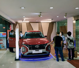 Matahari Duta Mall Plaza photo