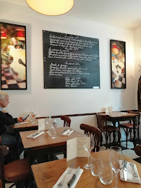 Atmosphère du Restaurant français Les Canailles à Paris - n°12