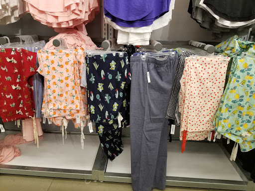 Clothing Store «Old Navy», reviews and photos, 90 Pleasant Valley St, Methuen, MA 01844, USA