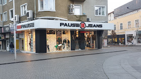 Pause Jeans