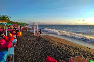 Pantai Batas Senja Dua image