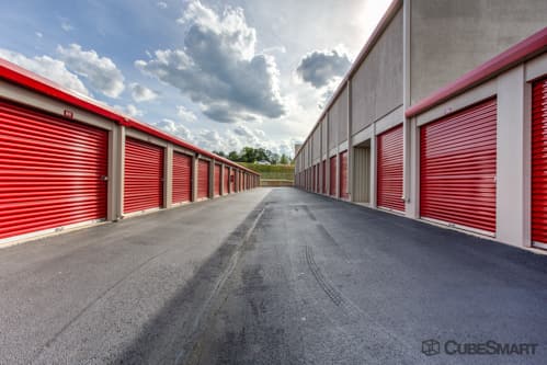 Self-Storage Facility «CubeSmart Self Storage», reviews and photos, 2460 Mirror Lake Blvd, Villa Rica, GA 30180, USA