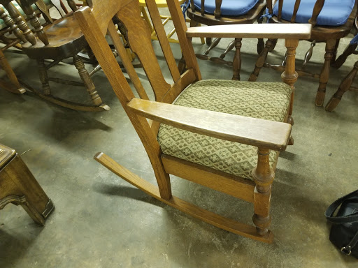 Used Furniture Store «C&D Second Chance», reviews and photos, 201 N Poplar Ave, Sanford, FL 32771, USA