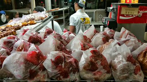 Donut Shop «The Donut Man», reviews and photos, 915 E Rte 66, Glendora, CA 91740, USA