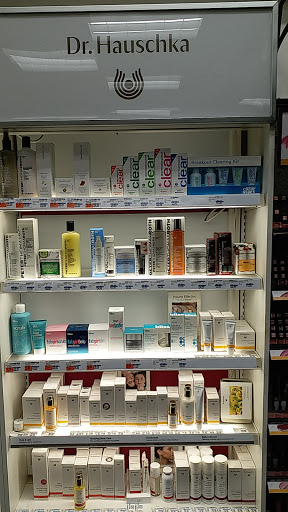 Drug Store «CVS», reviews and photos, 101 Plaza Center, Secaucus, NJ 07094, USA