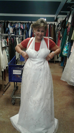 Thrift Store «Goodwill Industries Of Fort Worth- Mansfield», reviews and photos, 960 N Walnut Creek Dr, Mansfield, TX 76063, USA