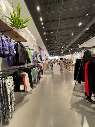 Sportswear Store «lululemon», reviews and photos, 2223 N Westshore Blvd #264, Tampa, FL 33607, USA