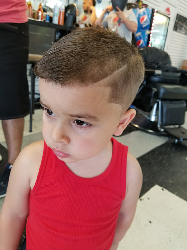 Barber Shop «Top Notch Barber Shop», reviews and photos, 5811 S Crescent Blvd, Pennsauken Township, NJ 08110, USA