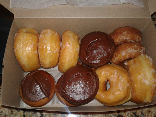 Holt's Donuts