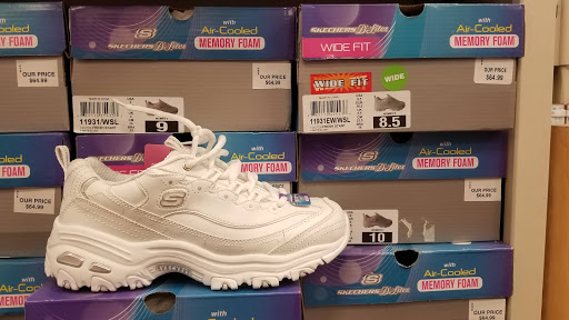 Shoe Store «Shoe Carnival», reviews and photos, 2800 SW 24th Ave, Ocala, FL 34471, USA