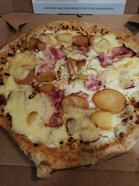 Plats et boissons du Pizzeria Domino's Pizza Bourges - Centre - n°12