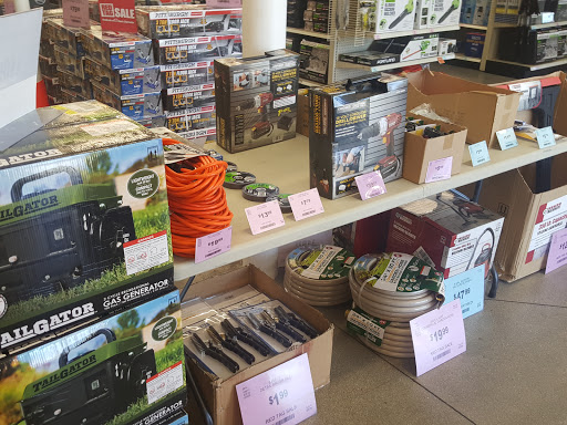 Hardware Store «Harbor Freight Tools», reviews and photos, 433 W Lake Mead Pkwy, Henderson, NV 89015, USA