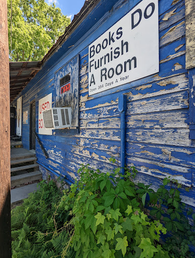 Used Book Store «Books Do Furnish a Room», reviews and photos, 1809 W Markham Ave, Durham, NC 27705, USA