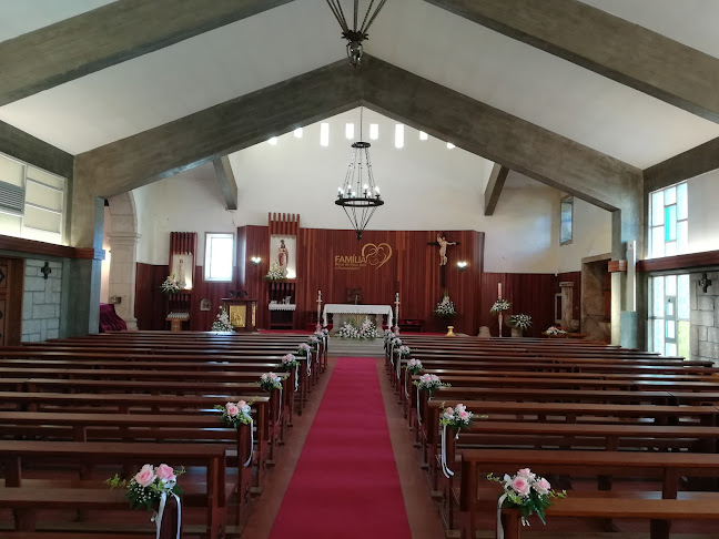 Avaliações doIgreja Paroquial de São Simão de Arões em Vale de Cambra - Igreja