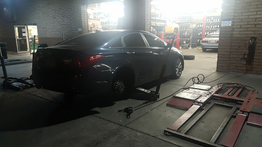 Tire Shop «S & S Tire & Auto Service Center», reviews and photos, 11790 N 91st Ave, Peoria, AZ 85345, USA