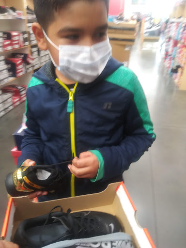 Shoe Store «WSS», reviews and photos, 1638 E Fremont St, Stockton, CA 95205, USA