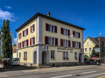 Schnitzeria Hotel Gotthard