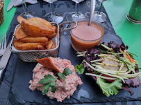 Plats et boissons du Restaurant français Les Tables de la Fontaine à Toulon - n°12