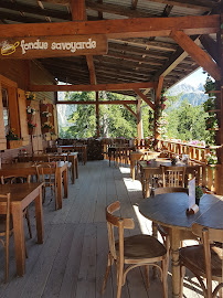 Atmosphère du Restaurant Chalet du Glacier des Bossons à Chamonix-Mont-Blanc - n°2