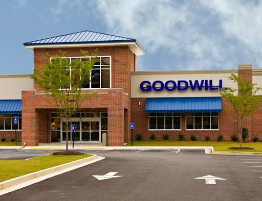 Goodwill of North Georgia: Hickory Flat Store and Donation Center, 2850 E Cherokee Dr, Canton, GA 30115, Donations Center