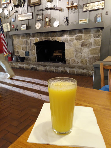 American Restaurant «Cracker Barrel Old Country Store», reviews and photos, 4700 Portsmouth Blvd, Chesapeake, VA 23321, USA