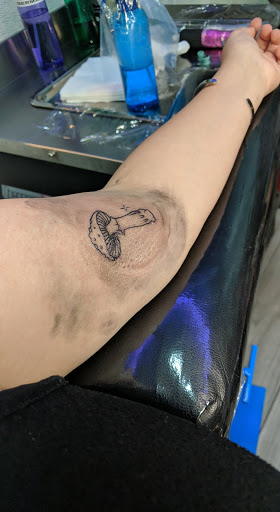 Tattoo Shop «Temple Tattoo and Body Piercing Studio», reviews and photos, 840 Juniper Crescent #113, Chesapeake, VA 23320, USA