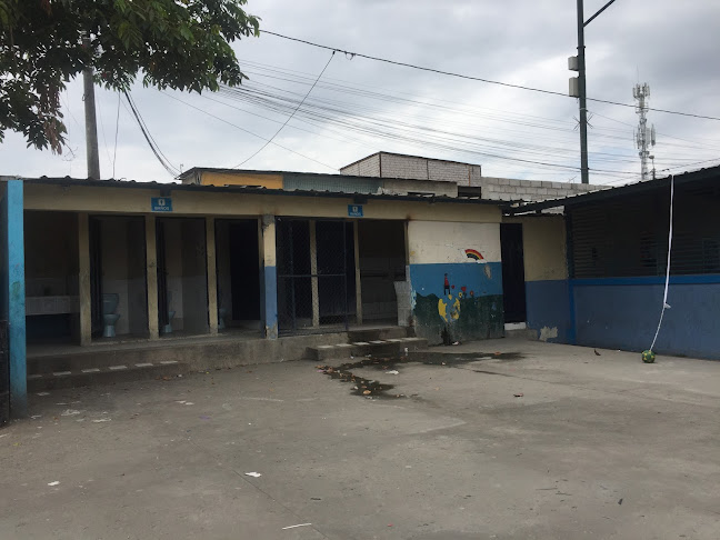Opiniones de ESCUELA ALFREDO PORTALUPPI VELASQUEZ en Guayaquil - Escuela