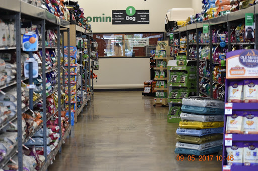 Pet Supply Store «Pet Supplies Plus», reviews and photos, 3333 Crompond Rd, Yorktown Heights, NY 10598, USA