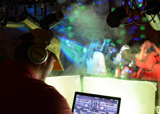Amplified Events - Entertainment, DJs, Lighting, Photo Booths & More!