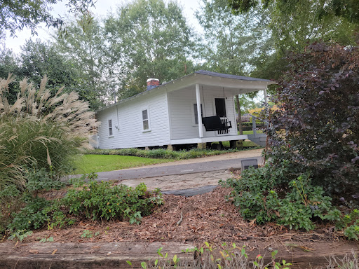 Attraction «Elvis Presley Birthplace», reviews and photos, 306 Elvis Presley Dr, Tupelo, MS 38801, USA