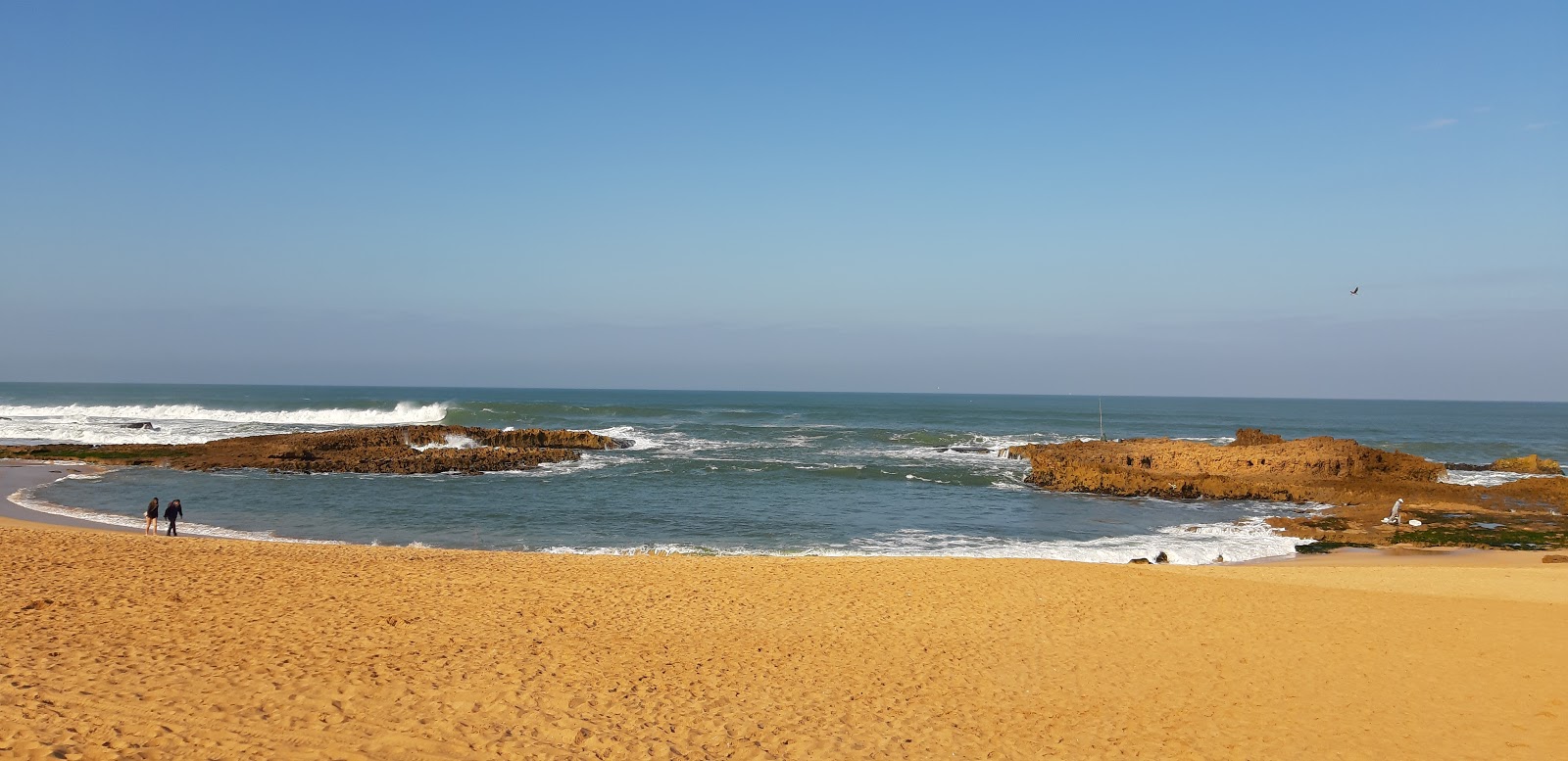 Photo of La Grande shaty alwlydyt with bright fine sand surface