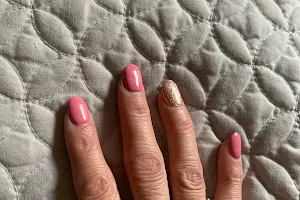 Heritage Nails And Spa image