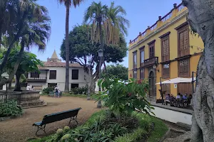 Plaza Andrés de Lorenzo Cáceres image