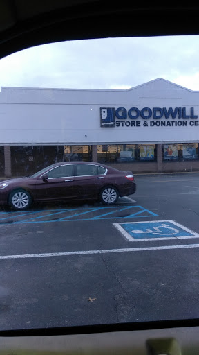 Thrift Store «Goodwill Store Hwy 58», reviews and photos