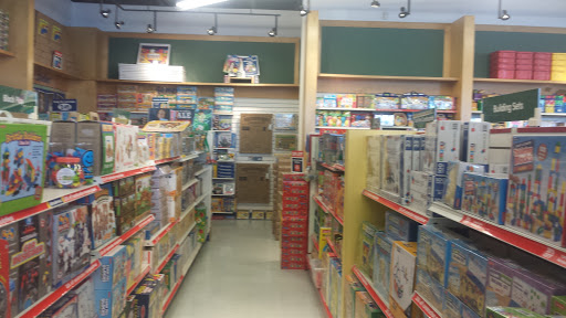 Educational Supply Store «Lakeshore Learning Store», reviews and photos, 3848 E Foothill Blvd, Pasadena, CA 91107, USA