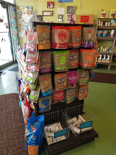 Pet Supply Store «Animal Krackers Inc», reviews and photos, 232 Main St, Gloucester, MA 01930, USA