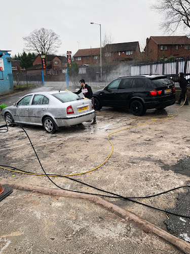 Comments and reviews of BLACKLEY EXPRESS CAR WASH