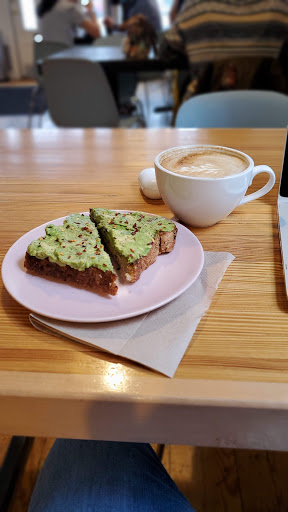 Coffee Shop «Maddie & Bella Coffee Roasters», reviews and photos, 117 Louisiana Ave, Perrysburg, OH 43551, USA