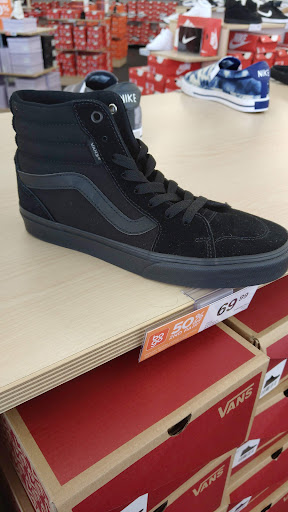 Shoe Store «Rack Room Shoes», reviews and photos, 4677 W Irlo Bronson Memorial Hwy, Kissimmee, FL 34746, USA