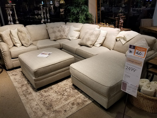 Furniture Store «Ashley HomeStore», reviews and photos, 164 Glen Cove Rd, Carle Place, NY 11514, USA