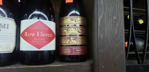 Wine Store «Farmington Hills Wine & Liquor», reviews and photos, 24233 Orchard Lake Rd, Farmington Hills, MI 48336, USA